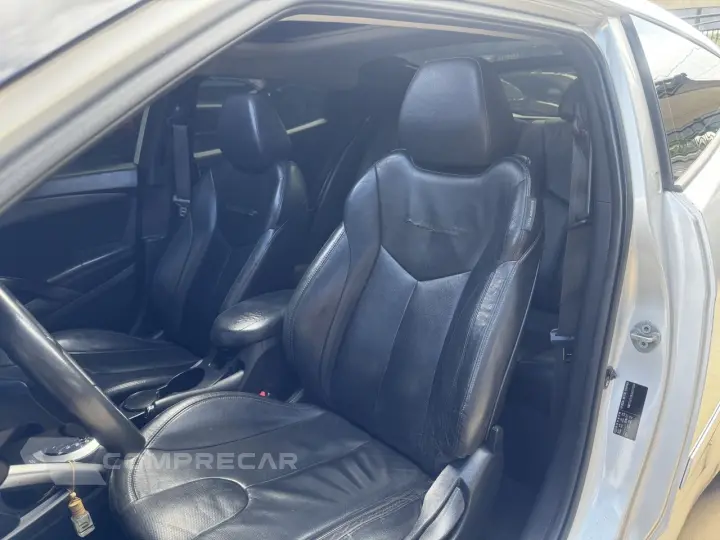 Veloster 1.6 16V 3P AUTOMÁTICO