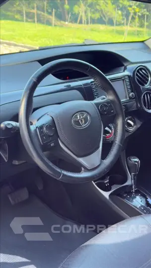 ETIOS 1.5 PLATINUM SEDAN 16V FLEX 4P AUTOMÁTICO