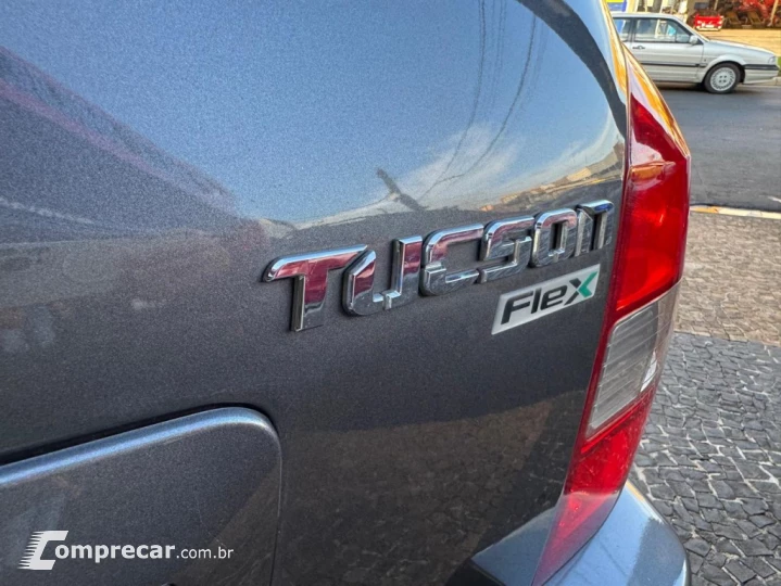 TUCSON 2.0 MPFI GLS 16V 143CV 2WD FLEX 4P AUTOMÁTICO