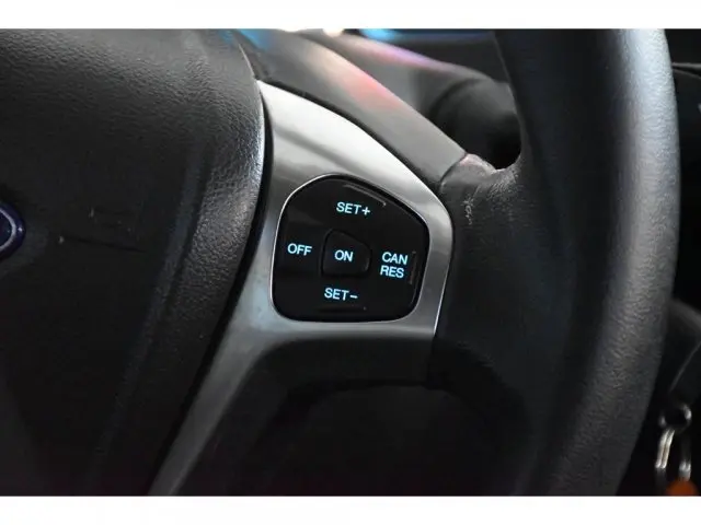 FIESTA HATCH - 1.6 TITANIUM HATCH 16V 4P MANUAL