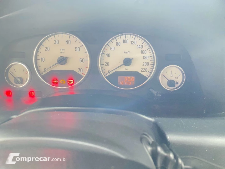 Zafira 2.0 Mpfi Elegance 8V Flex 4P Automático