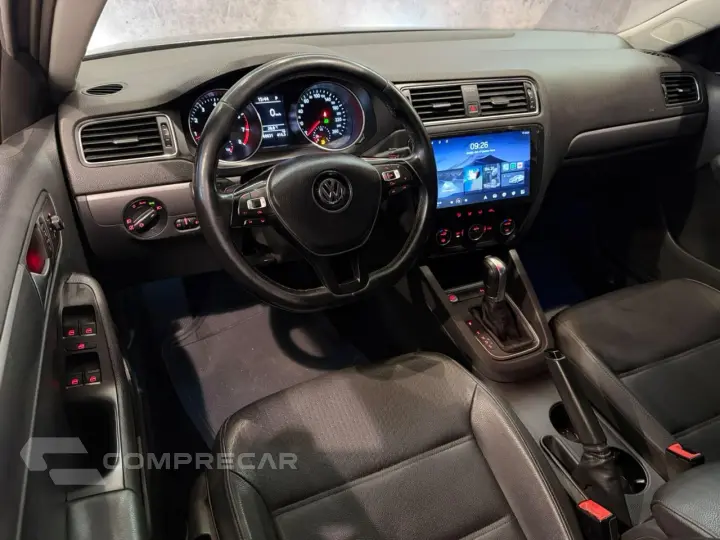Jetta 1.4 16V 4P TSI COMFORTLINE AUTOMÁTICO