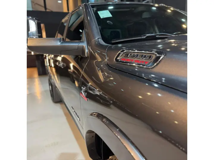 NOVA RAM 3500 LARAMIE