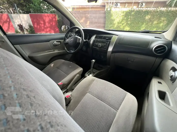GRAND LIVINA 1.8 SL 16V