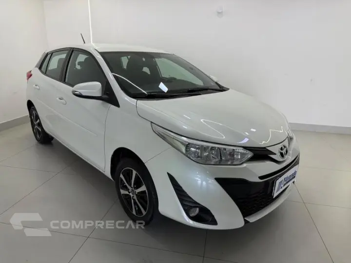 YARIS HB XL 13 AT