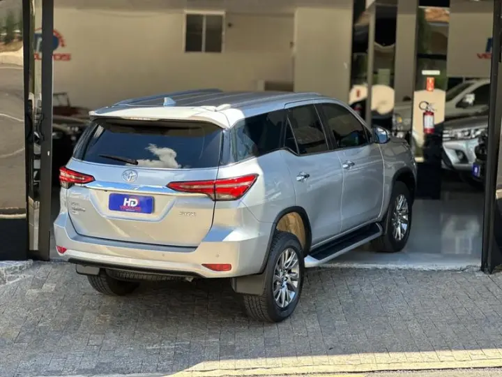 HILUX SWSRXA4FD