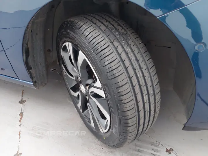 ONIX 1.0 TURBO FLEX PLUS PREMIER AUTOMÁTICO