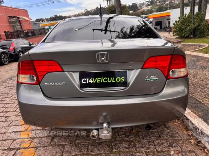 Civic Sedan LXS 1.8/1.8 Flex 16V Aut. 4p