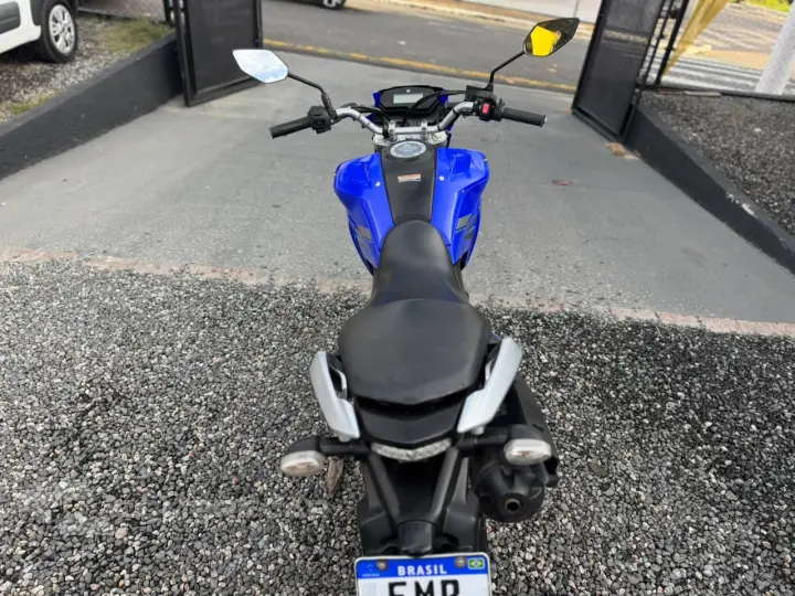 XTZ 250 LANDER