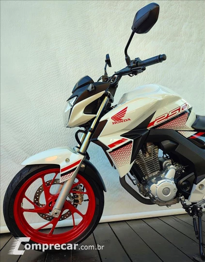 CB TWISTER