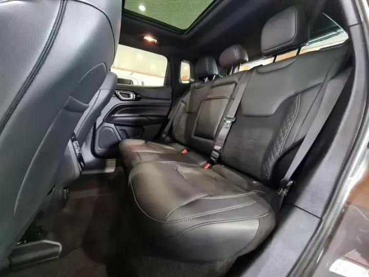 COMPASS BLACK HURRICANE 2.0 4x4 TB AUT