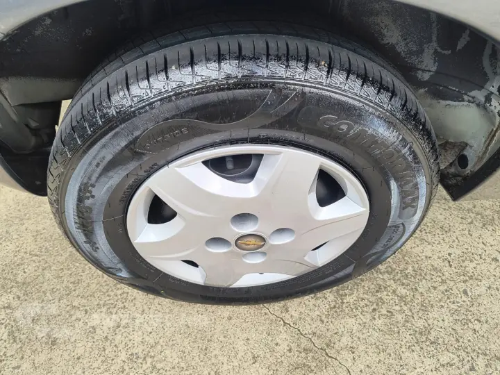 CELTA 1.0 MPFI LT 8V