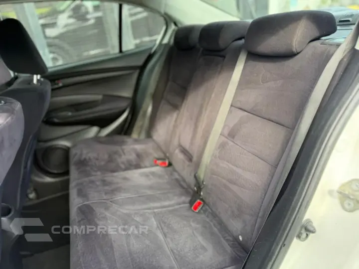 CITY Sedan LX 1.5 Flex 16V 4p Aut.