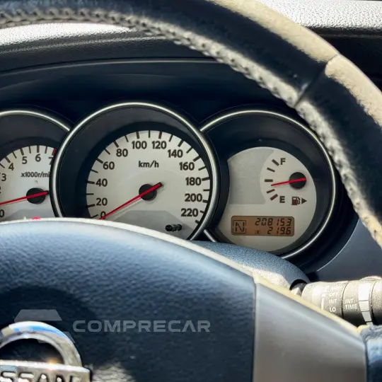 LIVINA 1.8 SL X-gear 16V