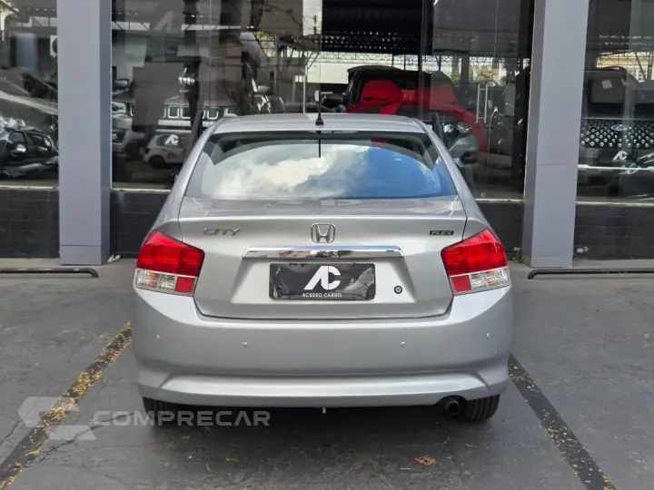 CITY Sedan LX 1.5 Flex 16V 4p Aut.