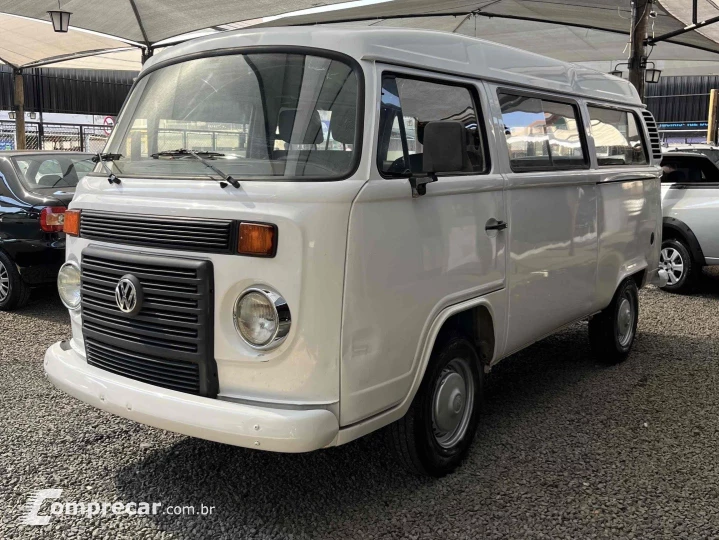 KOMBI 1.4 MI STD LOTAÇÃO 8V FLEX 3P MANUAL