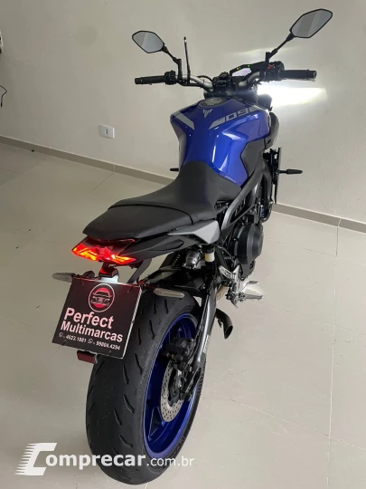 MT 09