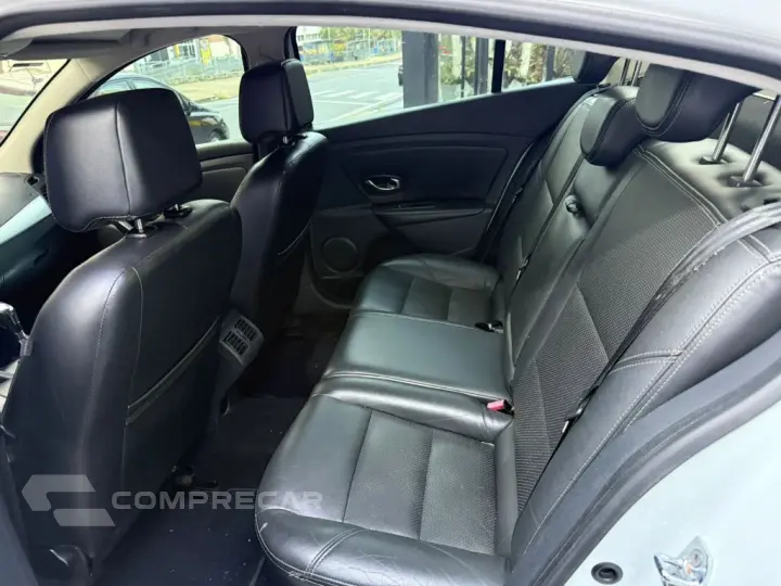 FLUENCE Sed. Dynamique 2.0 16V FLEX Aut.