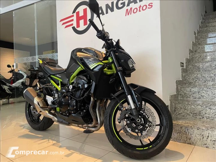Z900