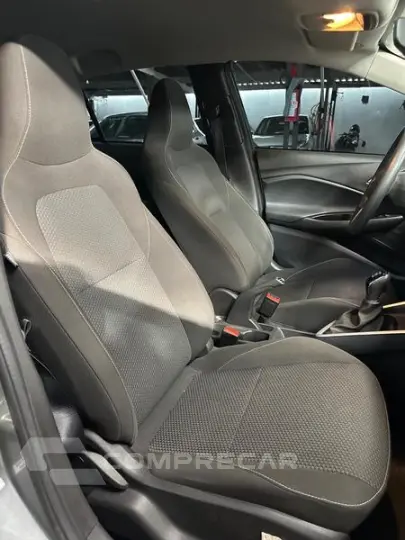 ONIX SEDAN PLUS LT 1.0 12V FLEX 4P MEC