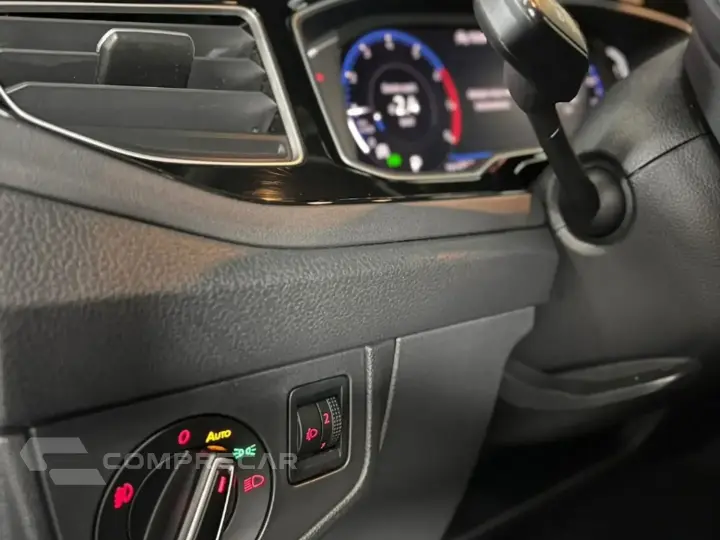 Nivus 1.0 200 Tsi Total Flex Highline Automático