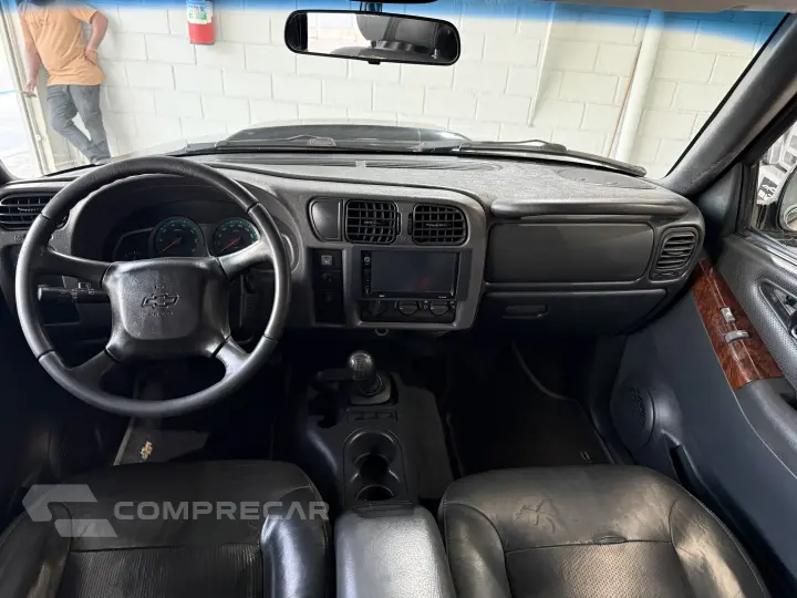 S10 2.4 MPFI Executive 4X2 CD 8V