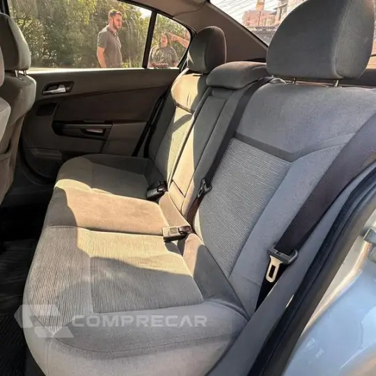 VECTRA SEDAN ELEGANCE