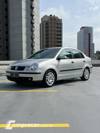 POLO SEDAN 1.6 8V