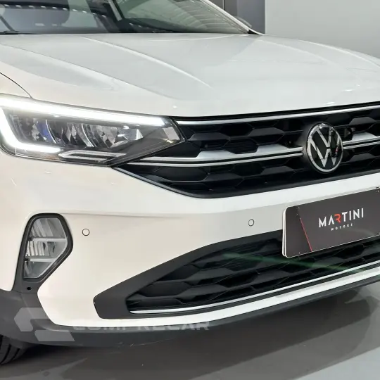 Nivus Highline 1.0 200 TSI Flex Aut.