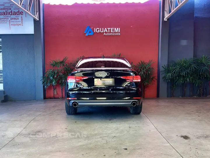 A4 2.0 TFSI AMBIENTE GASOLINA 4P S TRONIC