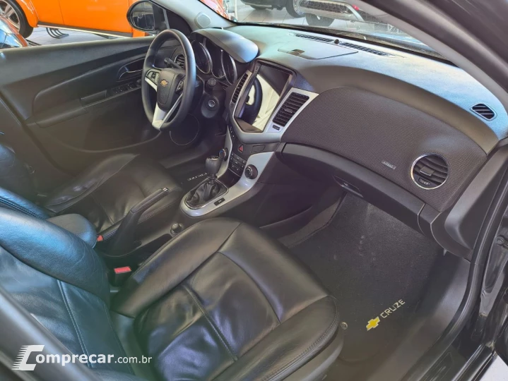 Cruze Hatch 1.8 16V 4P LT SPORT FLEX