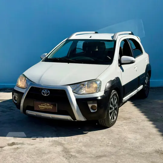 ETIOS CROSS 1.5 Flex 16V 5p Mec.