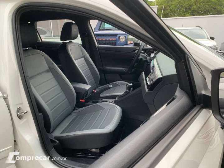 Nivus Highline 1.0 200 TSI Flex Aut.