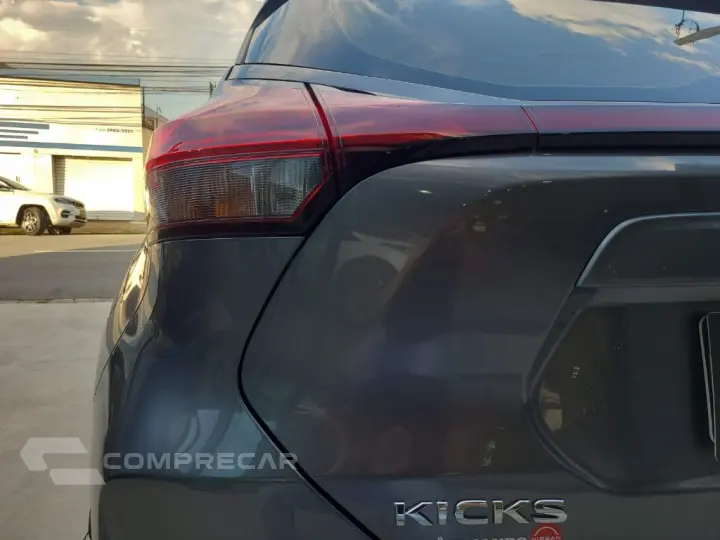 KICKS Sense 1.6 16V Flex Aut.