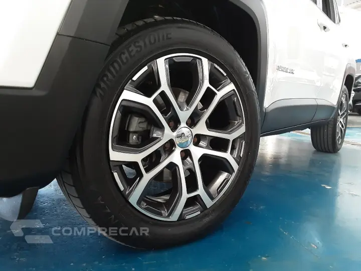 RENEGADE 1.3 T270 TURBO FLEX LONGITUDE AT6