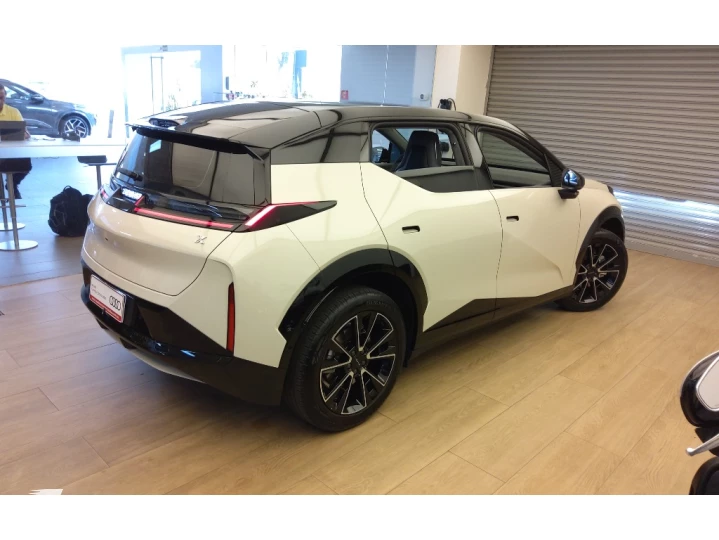 X 66 KW ELÉTRICO PREMIUM