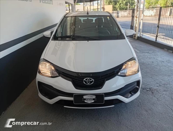 ETIOS 1.5 X Plus Sedan 16V