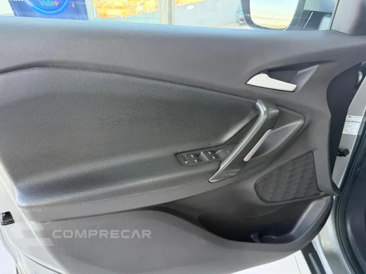 Tracker 1.0 12V 4P FLEX TURBO LT AUTOMÁTICO