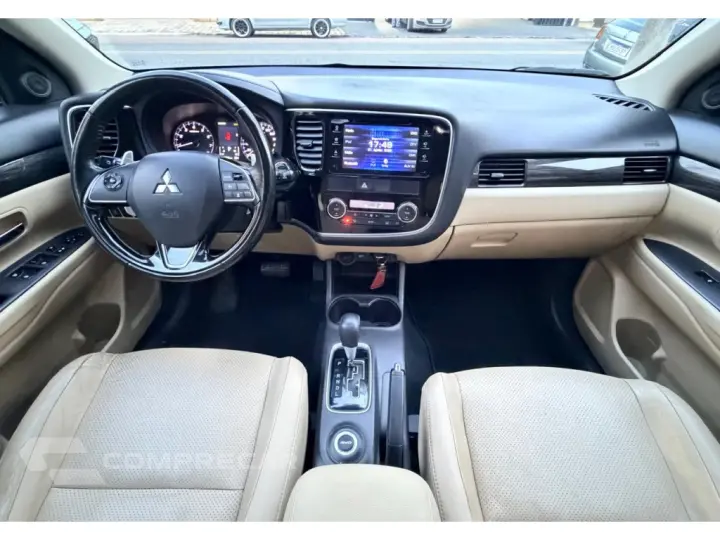 OUTLANDER 3.0 GT 4X4 V6 24V GASOLINA 4P AUTOMÁTICO