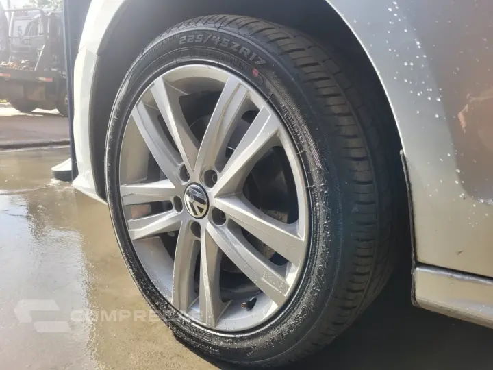 JETTA Highline 2.0 TSI 16V 4p Tiptronic
