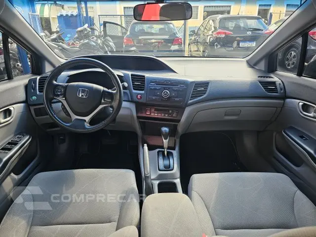 CIVIC - 1.8 LXS 16V 4P AUTOMÁTICO