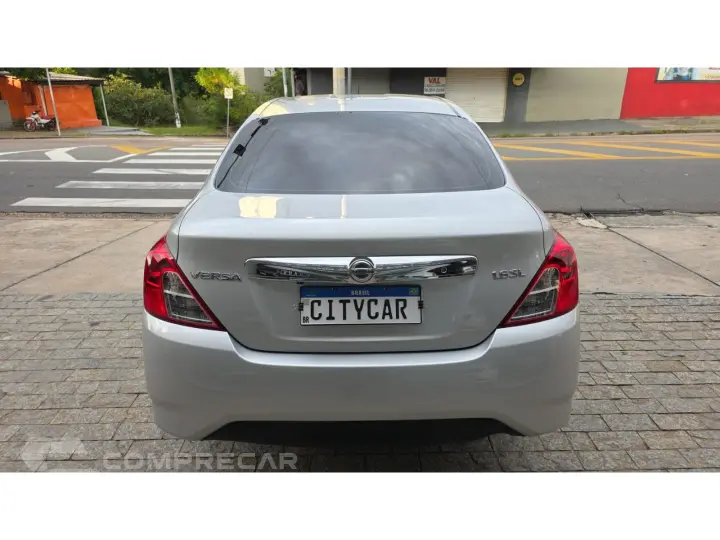 VERSA 1.6 16V FLEXSTART SL 4P XTRONIC