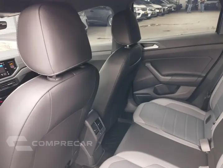 Nivus 1.0 4P FLEX 200 TSI HIGHLINE TURBO AUTOMÁTICO