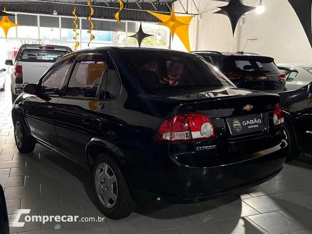 CLASSIC - 1.0 MPFI LS 8V 4P MANUAL