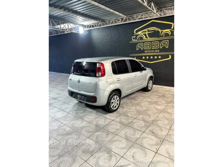 UNO 1.0 EVO VIVACE 8V FLEX 4P MANUAL