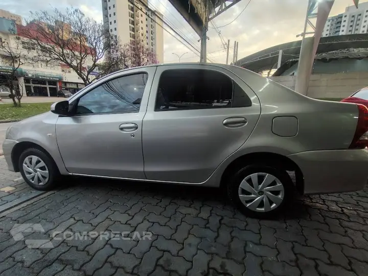 ETIOS 1.5 X SEDAN 16V