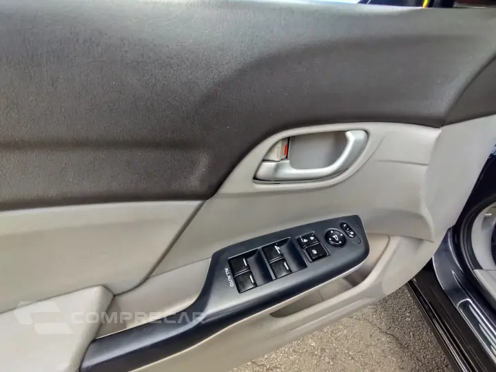 CIVIC 1.8 LXS 16V FLEX 4P AUTOMÁTICO