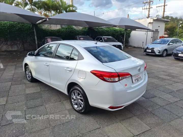 YARIS 1.5 16V FLEX SEDAN XS MULTIDRIVE