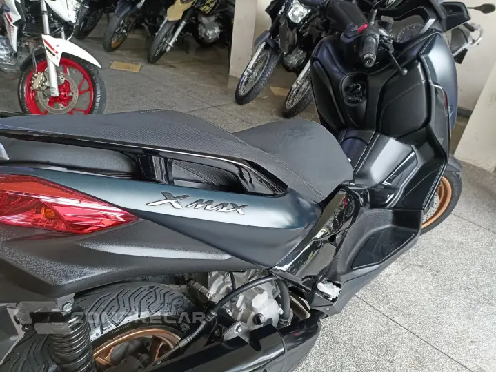 XMAX 250 ABS