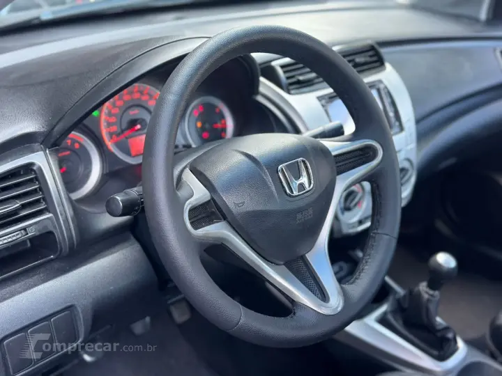 CITY 1.5 LX Sedan 16V